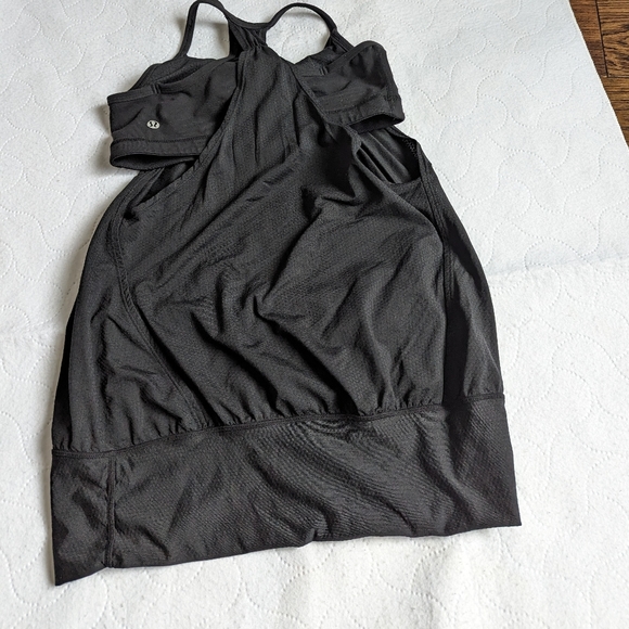 Lululemon tops - Picture 10 of 11